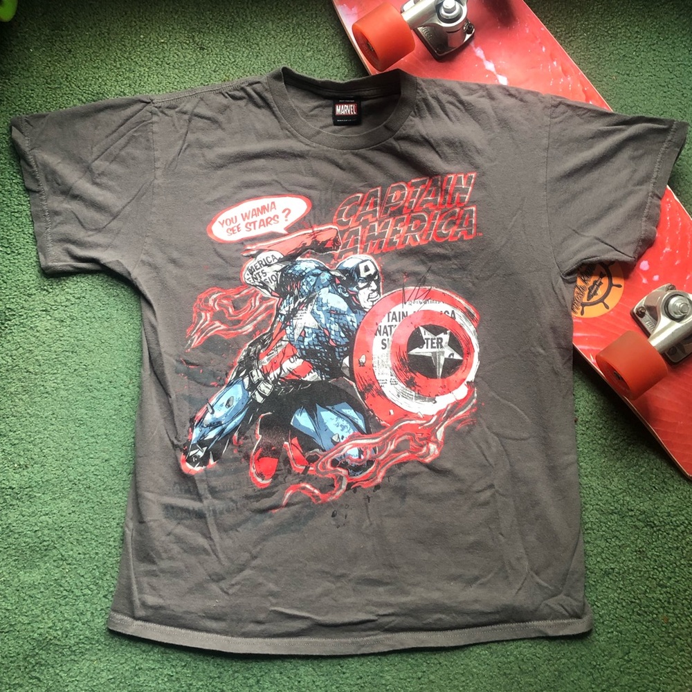 Captain America tee